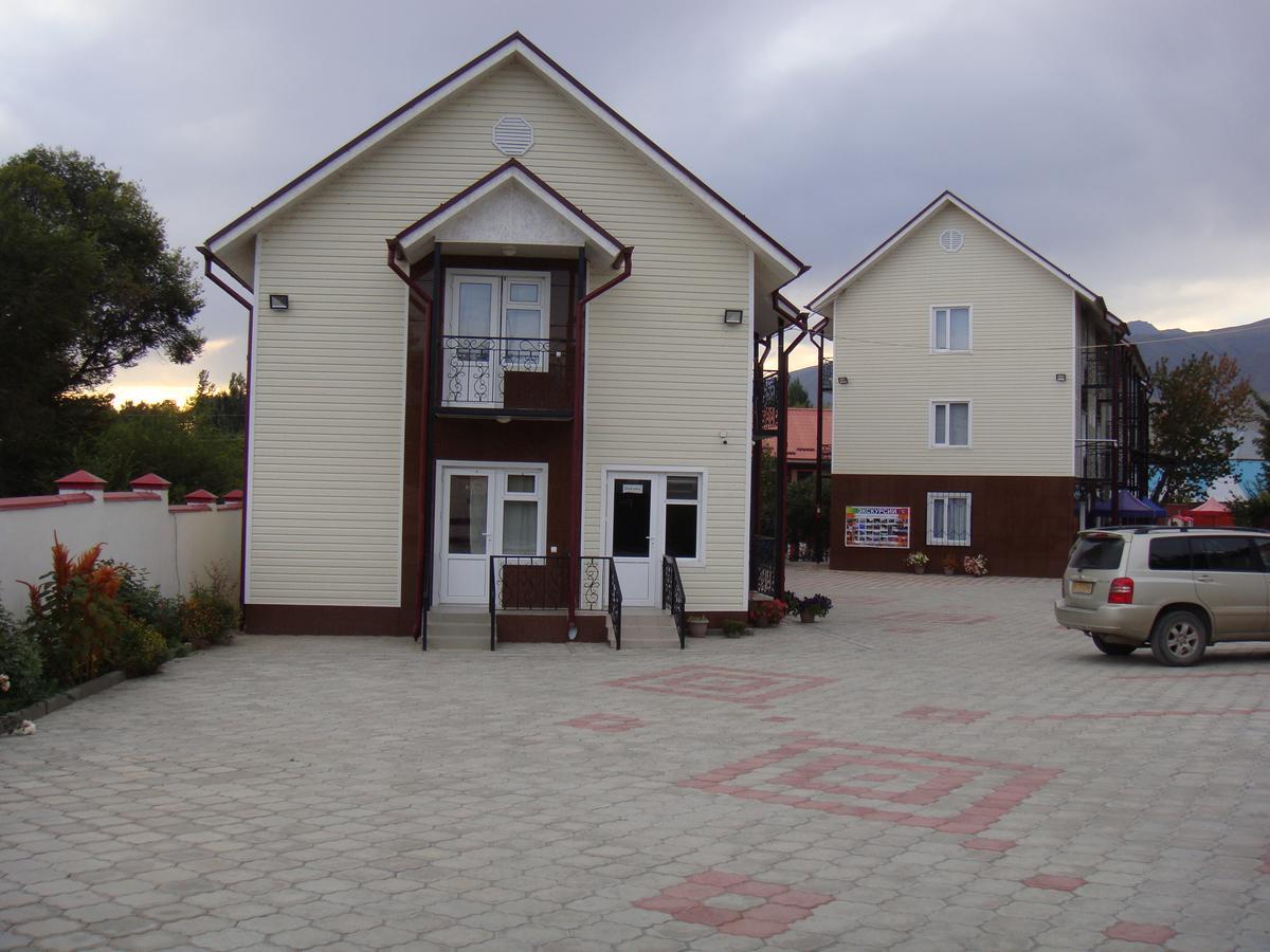 Mini-Pansionat Maksat Cholpon-Ata Exterior photo